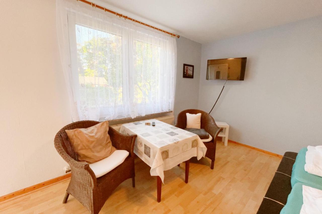 Bungalow Bergstrasse 3 Ferienwohnung 2 Kölpinsee Dış mekan fotoğraf